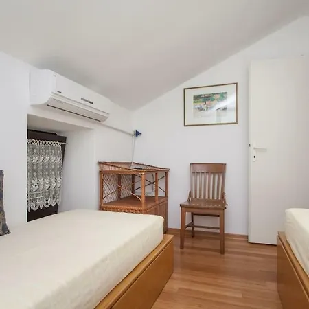 Val Villa Premantura